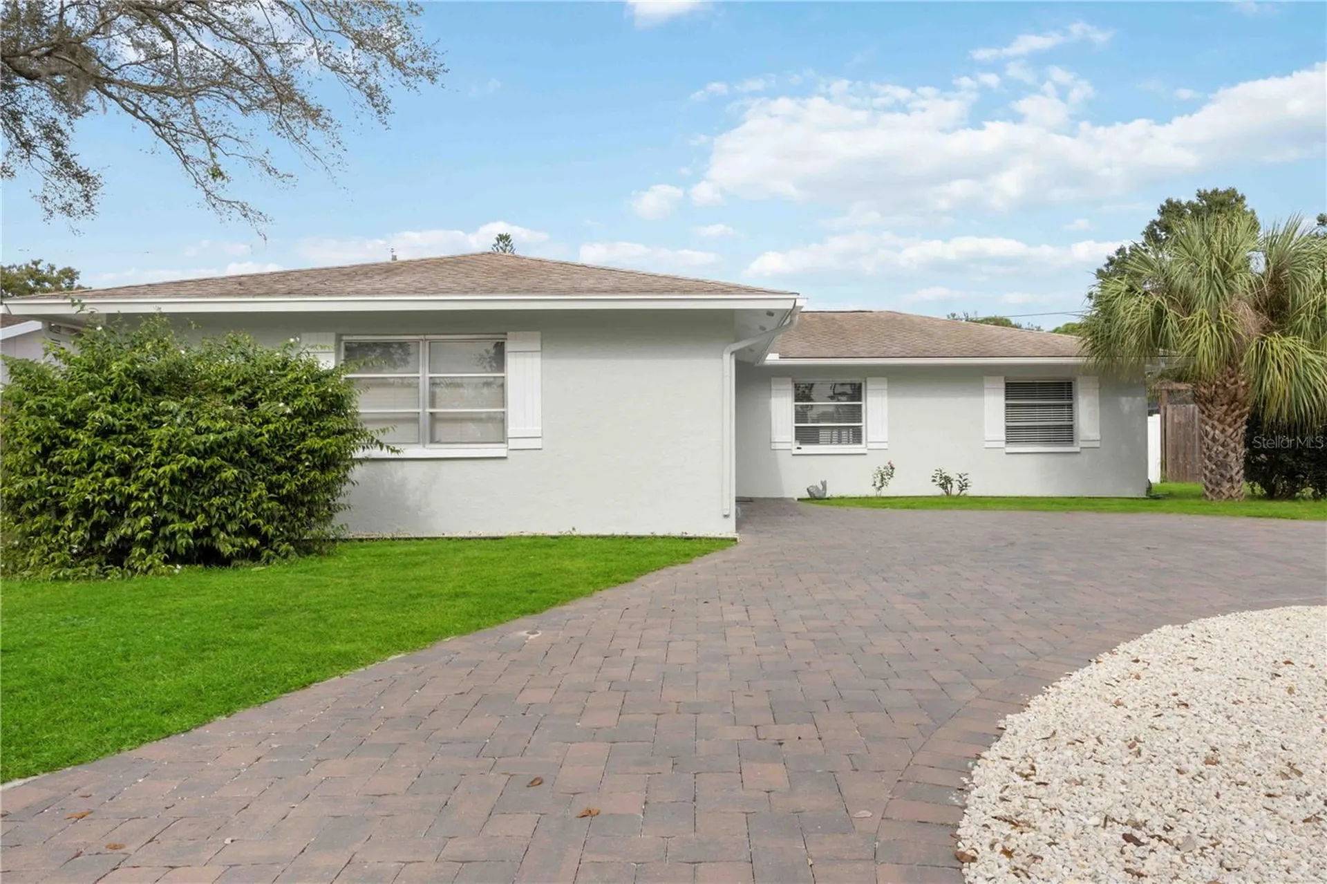 4925 Silk Oak Drive Sarasota FL 34232