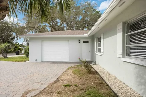 4925 Silk Oak Drive Sarasota FL 34232