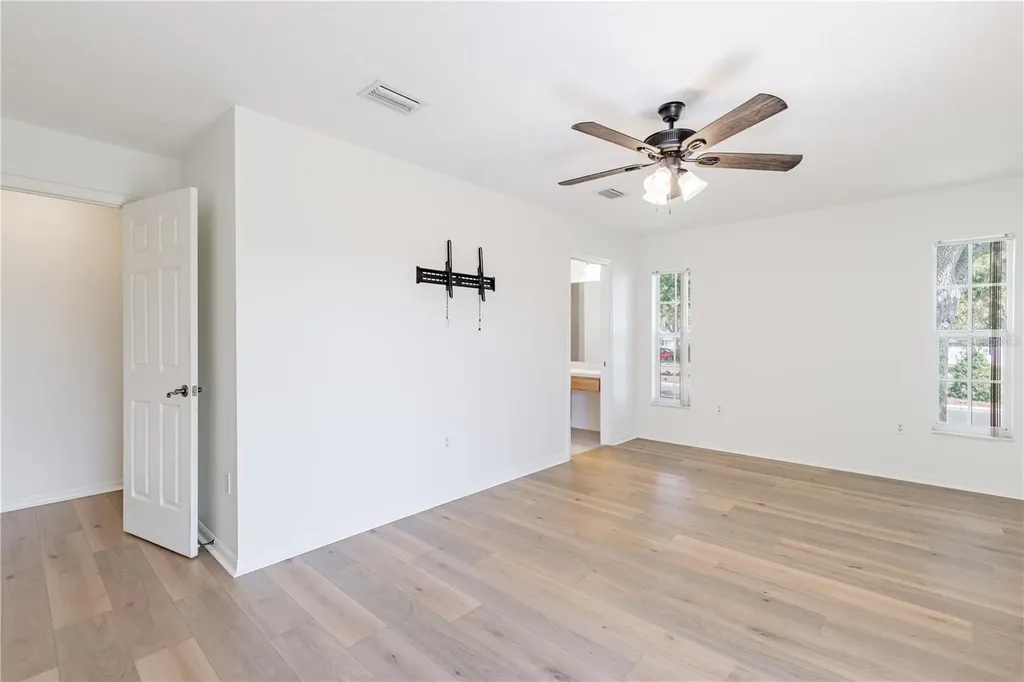 3353 Abaco Drive Tavares FL 32778