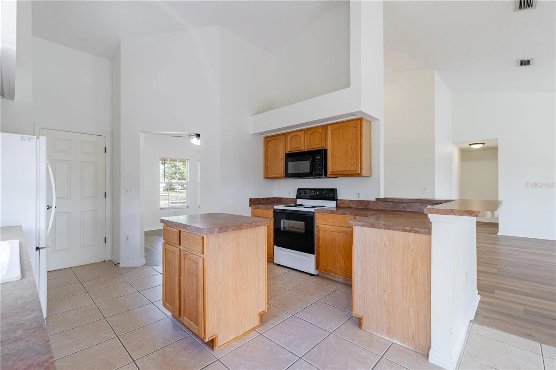 3353 Abaco Drive Tavares FL 32778