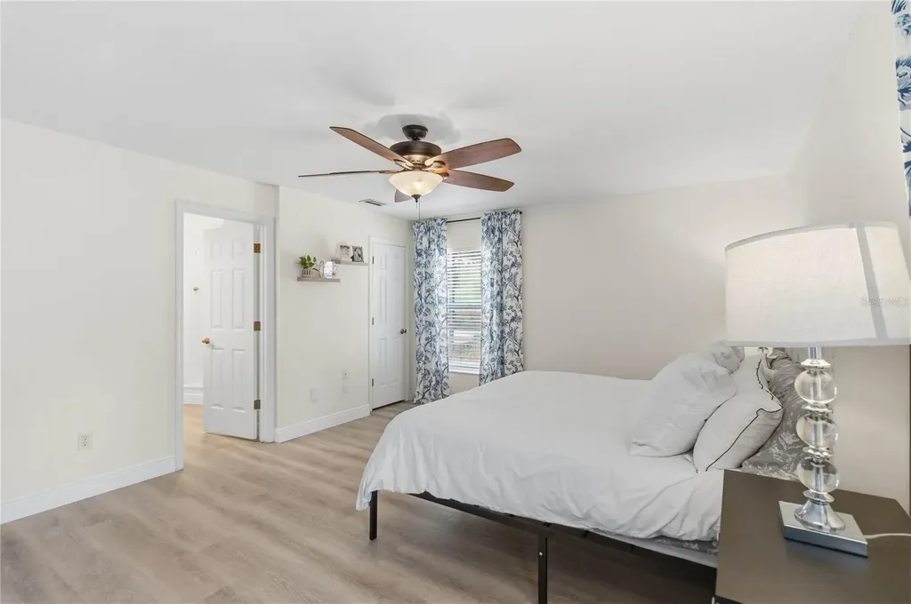 16045 Harbar Oaks Drive Montverde FL 34756