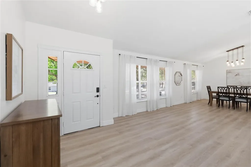 16045 Harbar Oaks Drive Montverde FL 34756