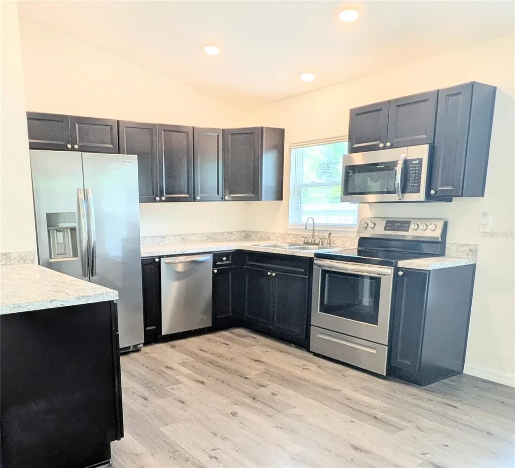 13296 SE 33rd Court Belleview FL 34420