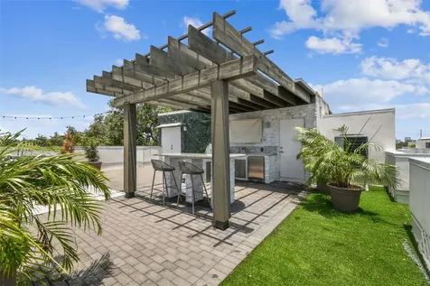 3100 W Paul Avenue Tampa FL 33611