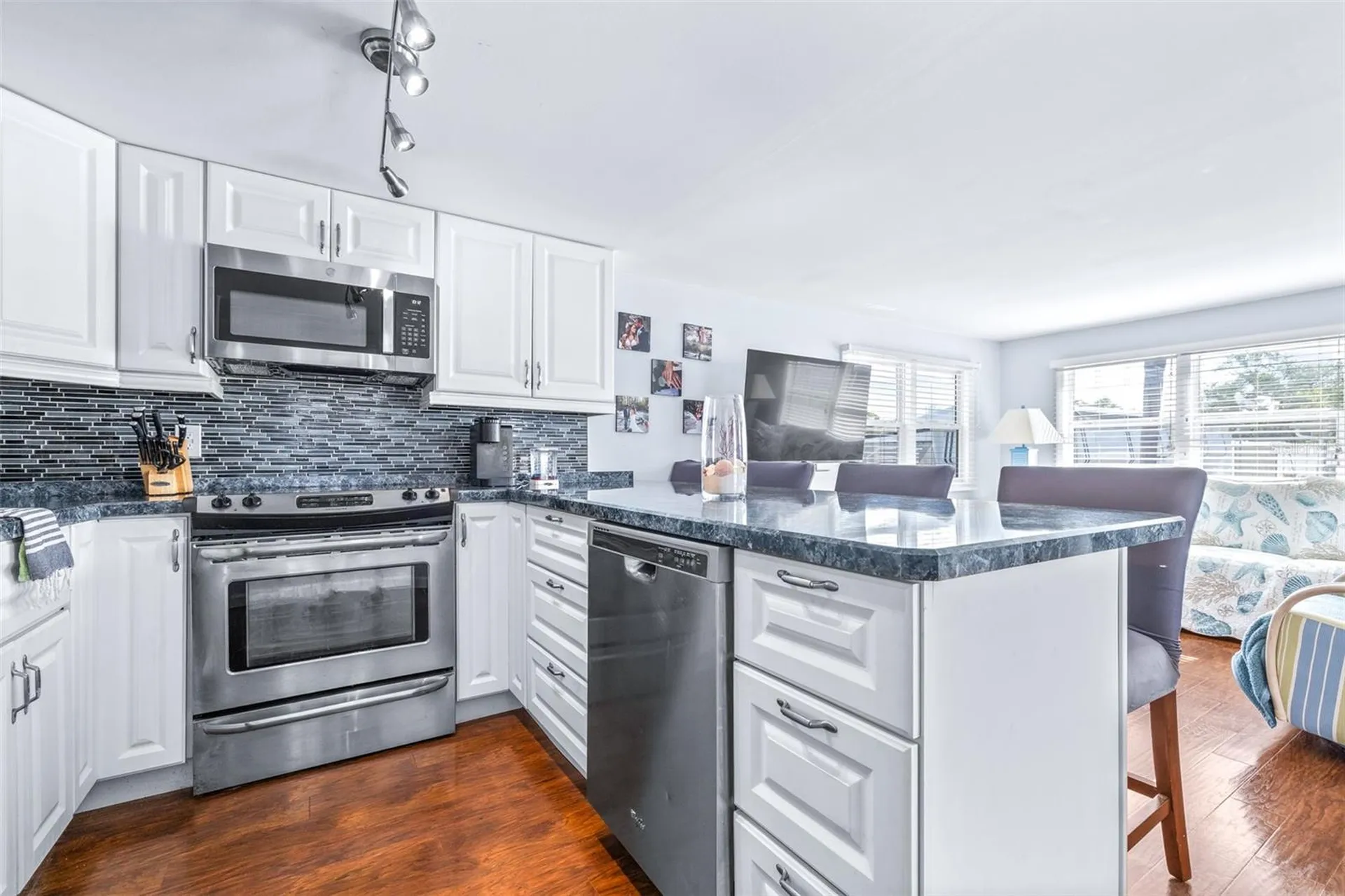 2712 17th Street Lane W Bradenton FL 34205