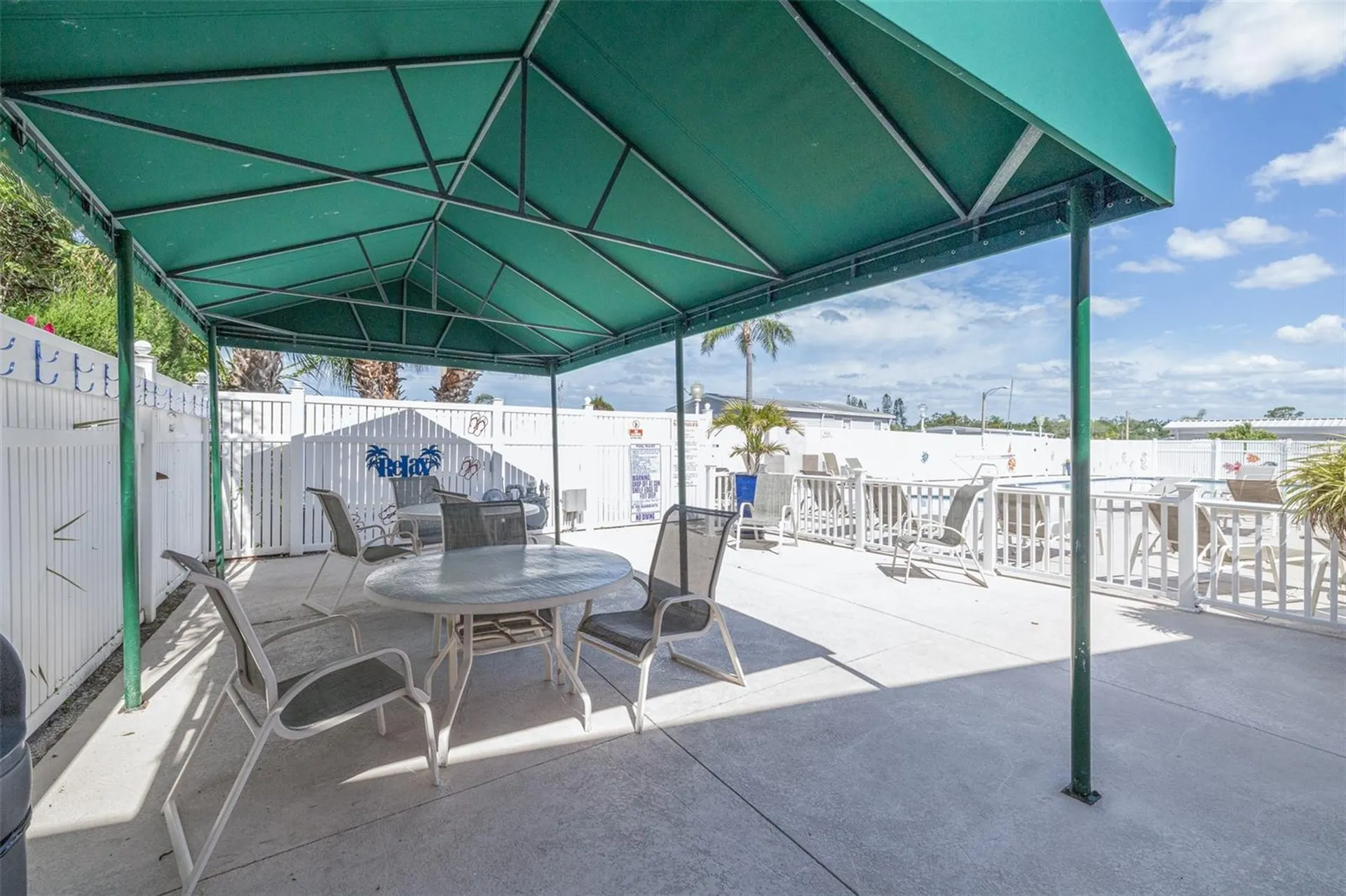 2712 17th Street Lane W Bradenton FL 34205