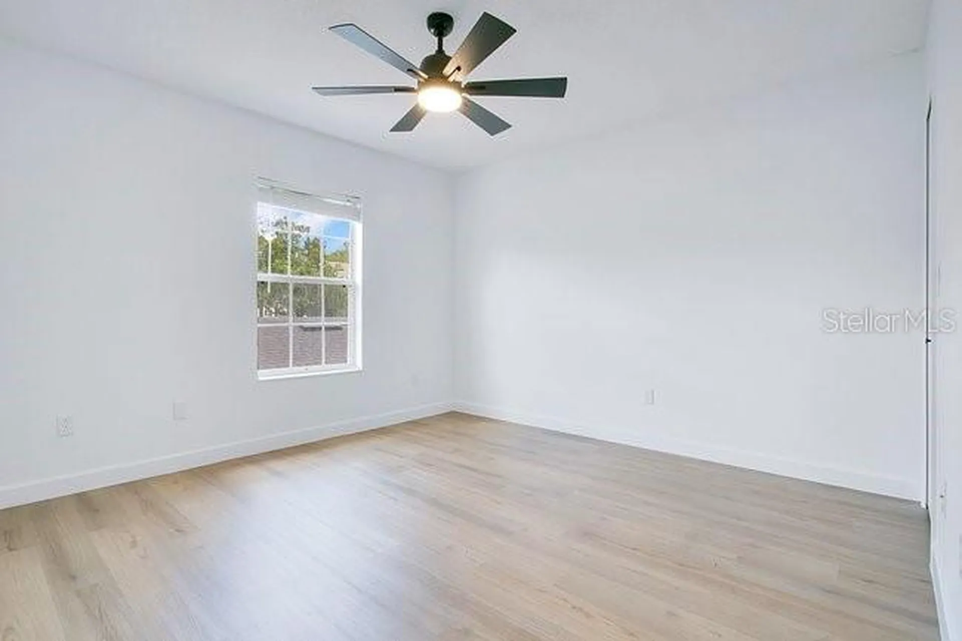 9729 Fenrose Terrace Orlando FL 32827