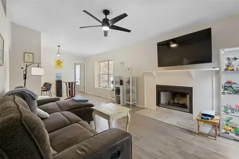 14733 Norwood Oaks Drive Tampa FL 33613