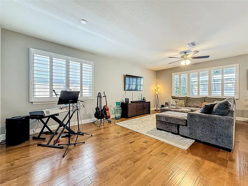 10193 Grand Oak Circle Madeira Beach FL 33708