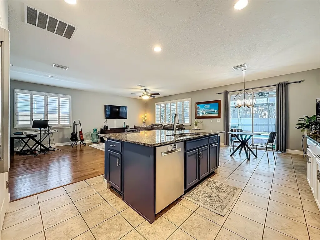 10193 Grand Oak Circle Madeira Beach FL 33708