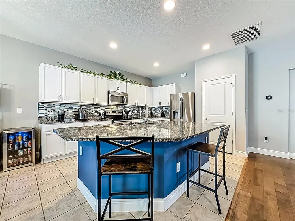 10193 Grand Oak Circle Madeira Beach FL 33708