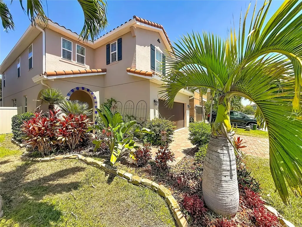 10193 Grand Oak Circle Madeira Beach FL 33708