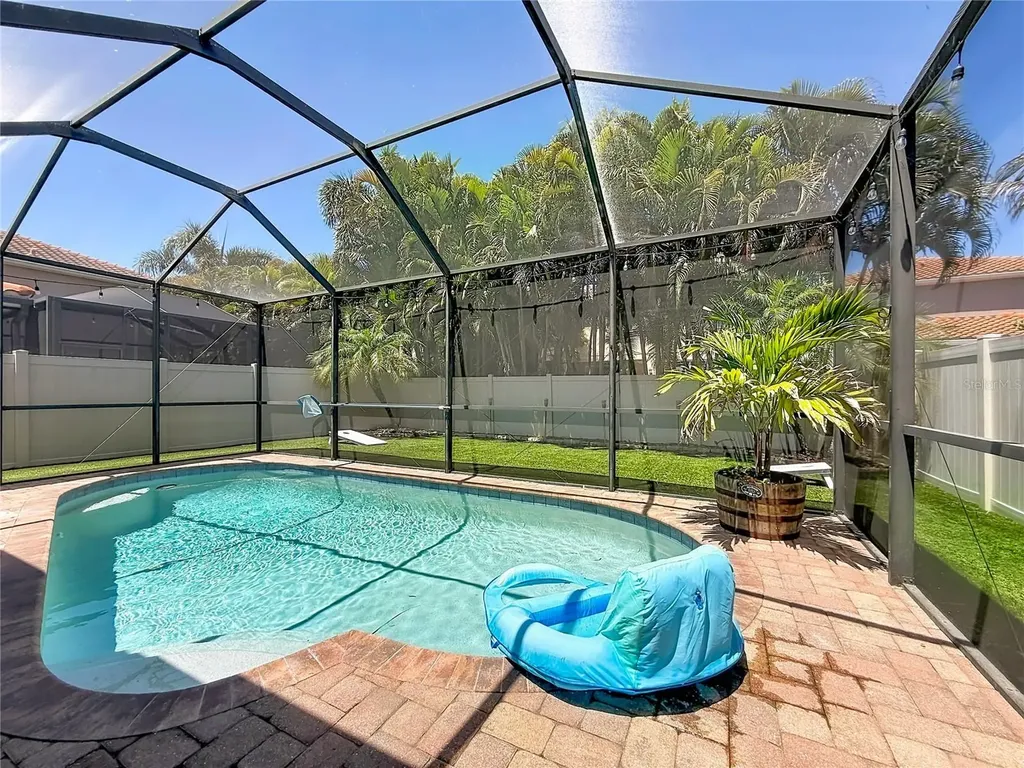 10193 Grand Oak Circle Madeira Beach FL 33708