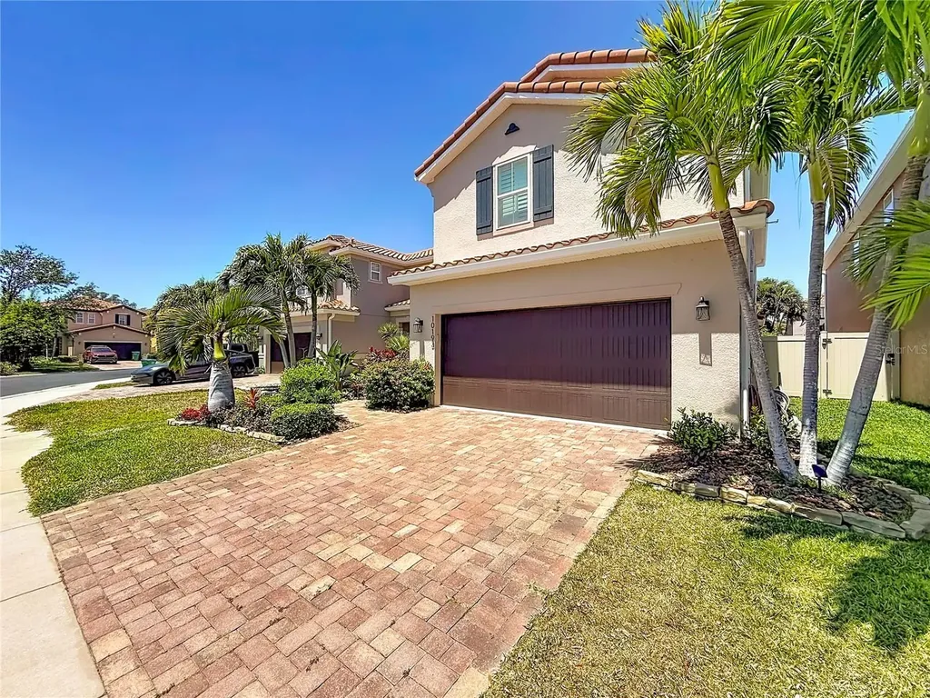 10193 Grand Oak Circle Madeira Beach FL 33708