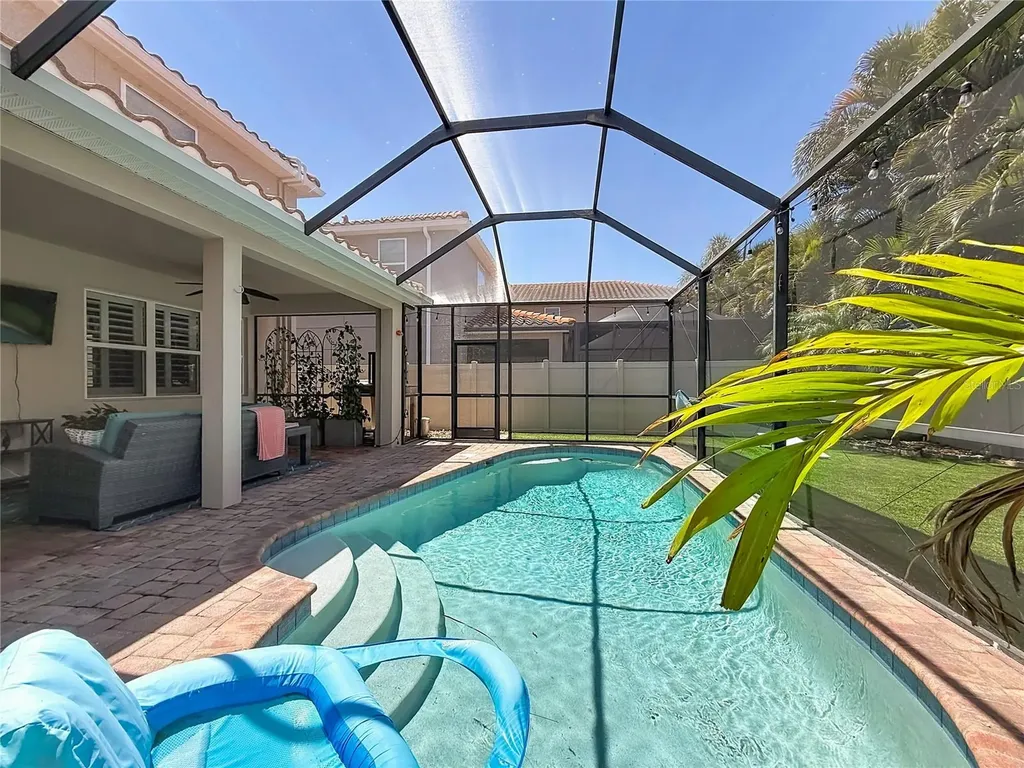 10193 Grand Oak Circle Madeira Beach FL 33708