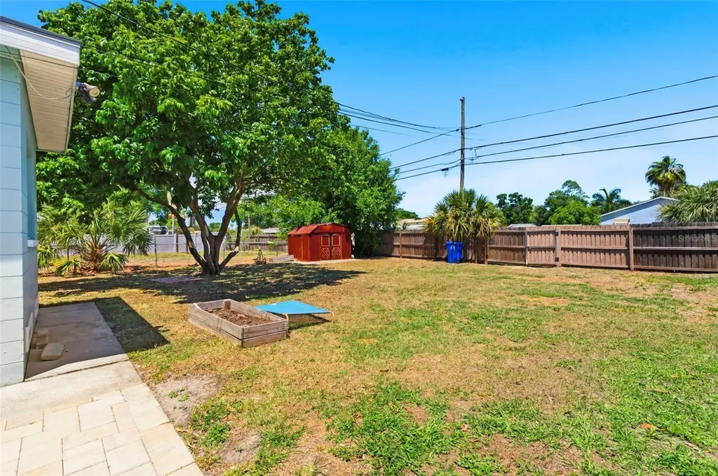 2419 36th Avenue N St Petersburg FL 33713
