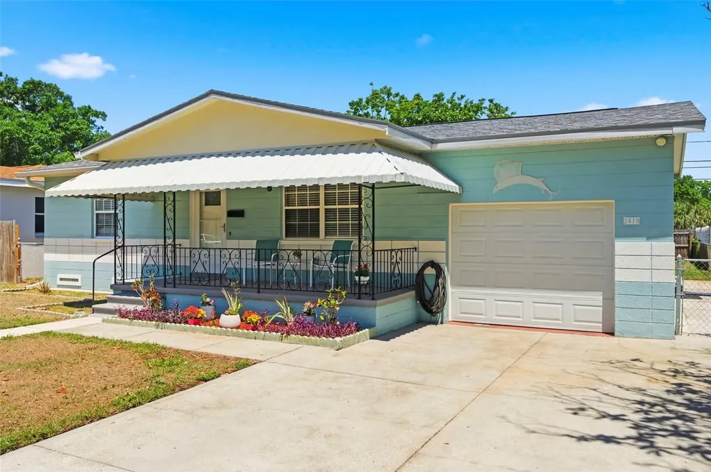 2419 36th Avenue N St Petersburg FL 33713