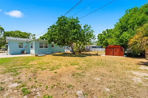 2419 36th Avenue N St Petersburg FL 33713