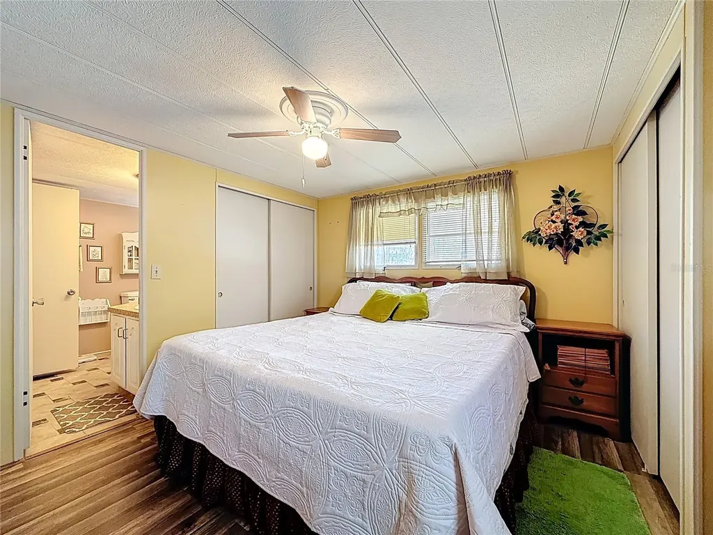 1040 Main Street Dunedin FL 34698