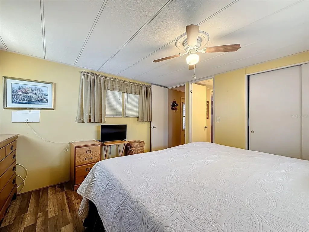 1040 Main Street Dunedin FL 34698