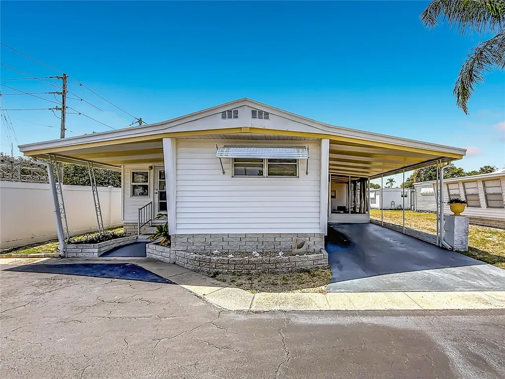 1040 Main Street Dunedin FL 34698