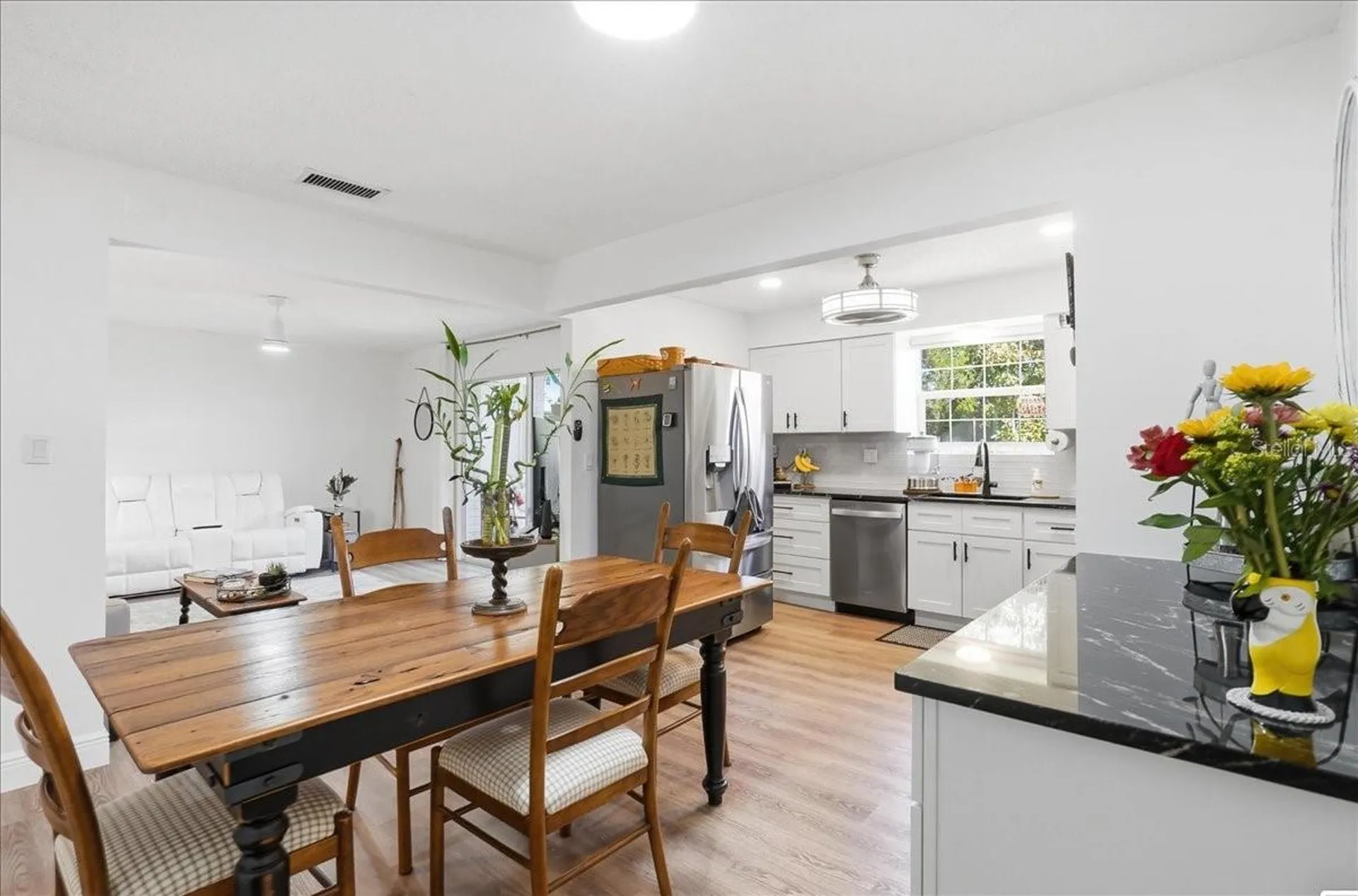 4138 37th Street S St Petersburg FL 33711
