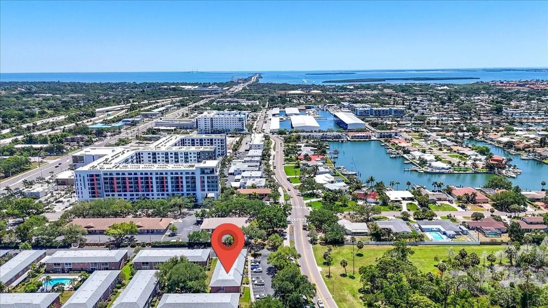 4138 37th Street S St Petersburg FL 33711