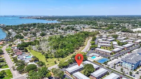 4138 37th Street S St Petersburg FL 33711