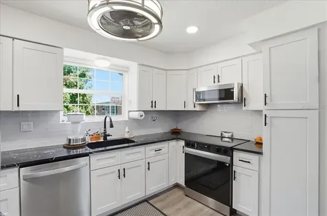 4138 37th Street S St Petersburg FL 33711