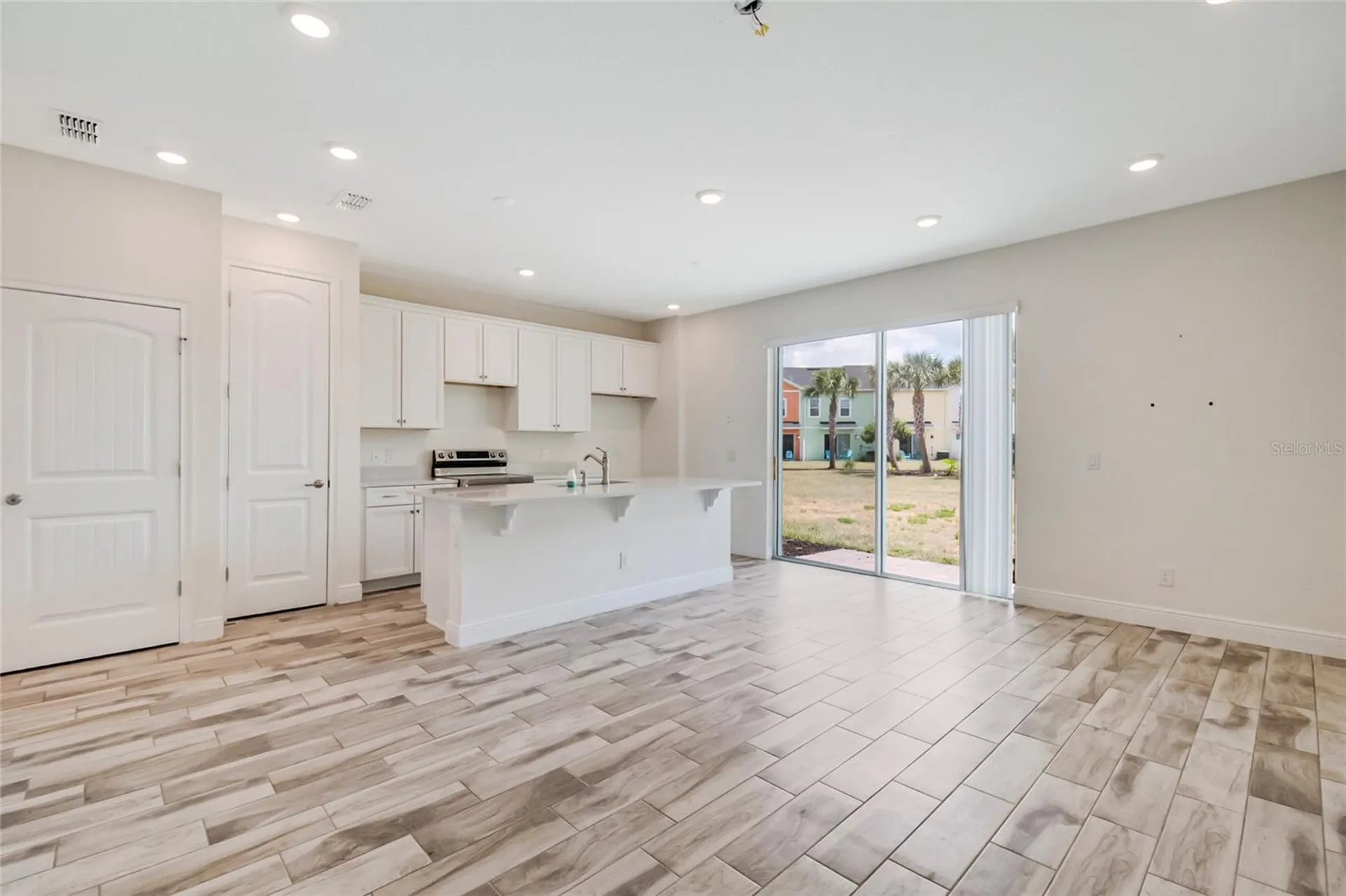 2915 Castaway Lane Kissimmee FL 34747