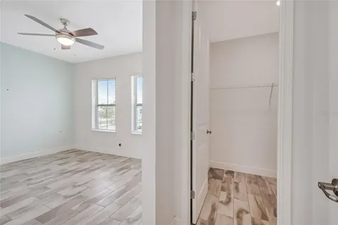 2915 Castaway Lane Kissimmee FL 34747