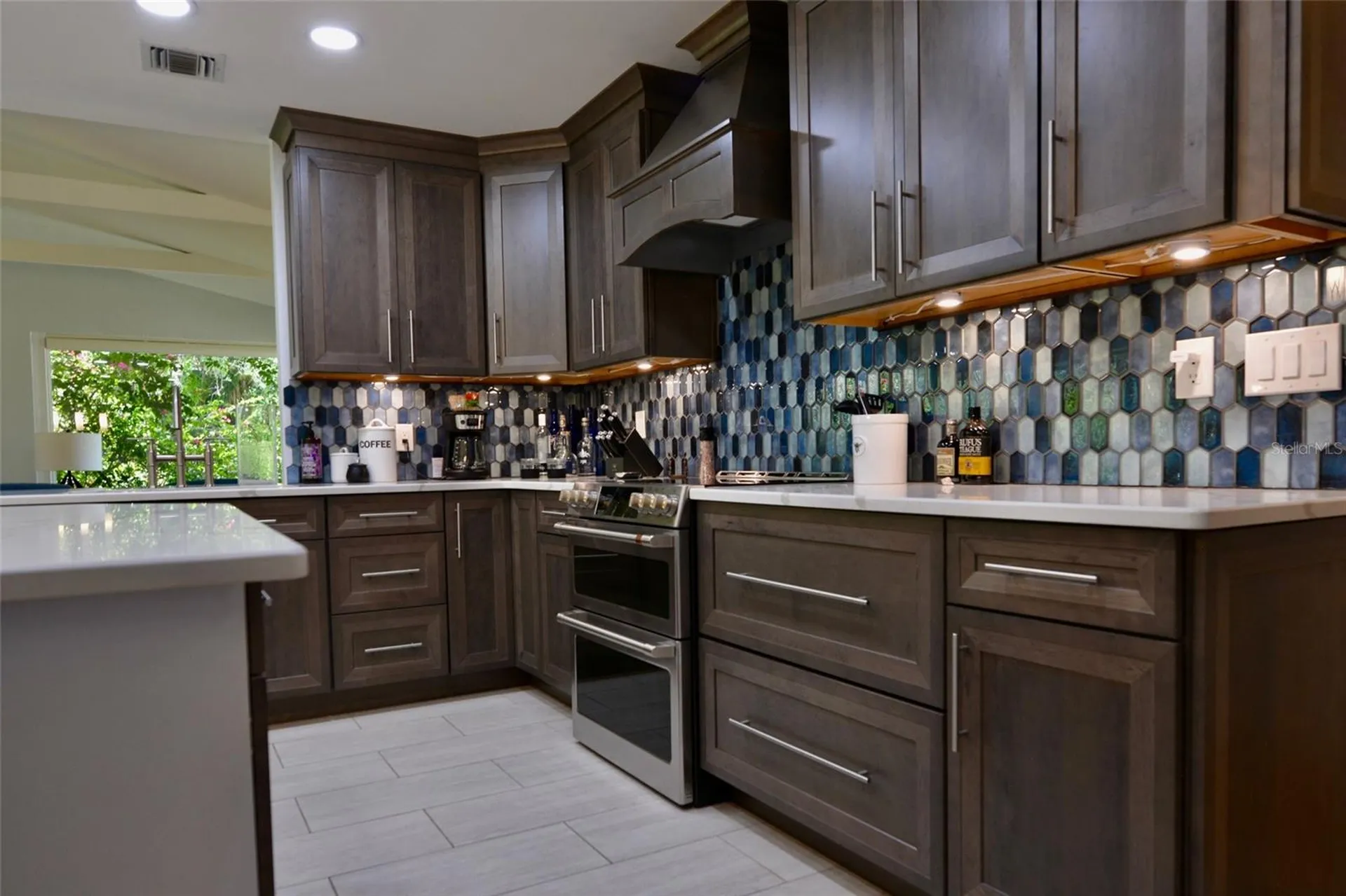 18220 Elmwood Drive Alva FL 33920