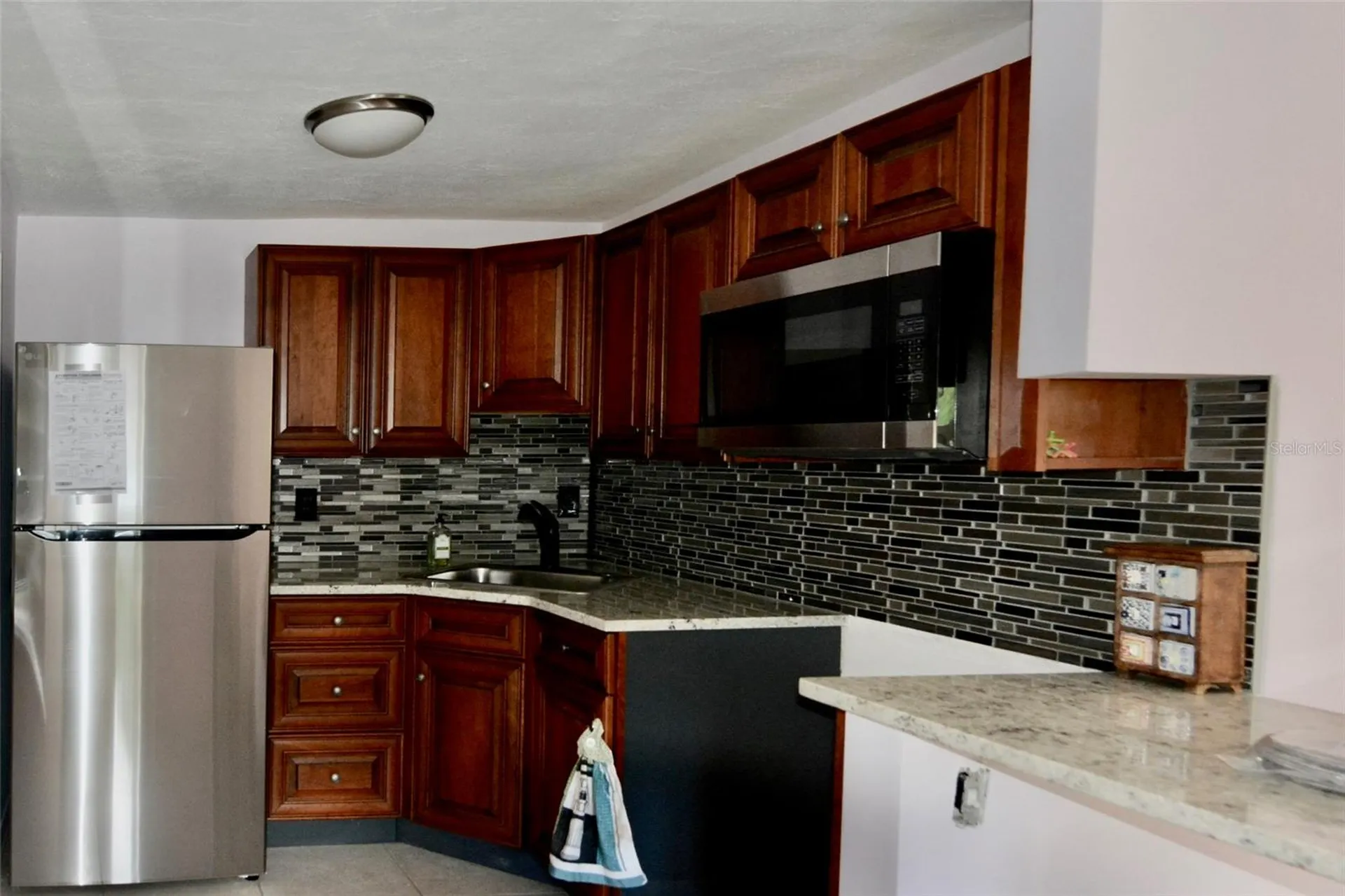 18220 Elmwood Drive Alva FL 33920