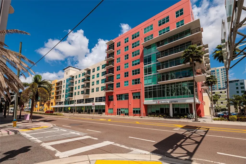 1208 E Kennedy Boulevard Tampa FL 33602