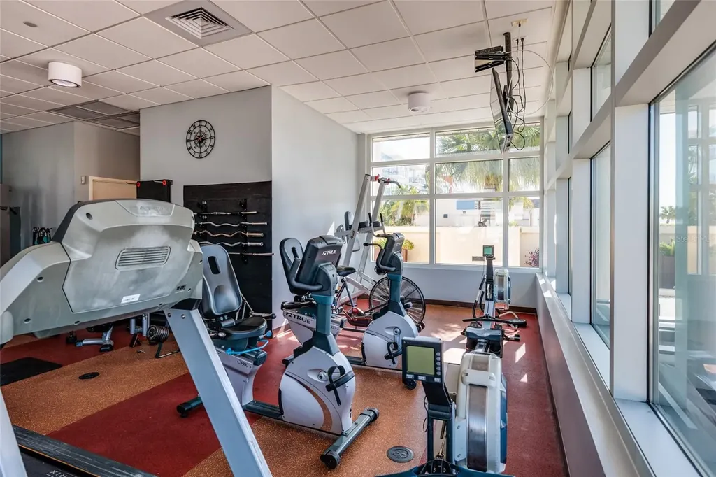 1208 E Kennedy Boulevard Tampa FL 33602