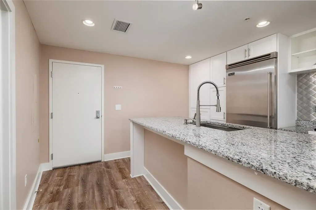 1208 E Kennedy Boulevard Tampa FL 33602