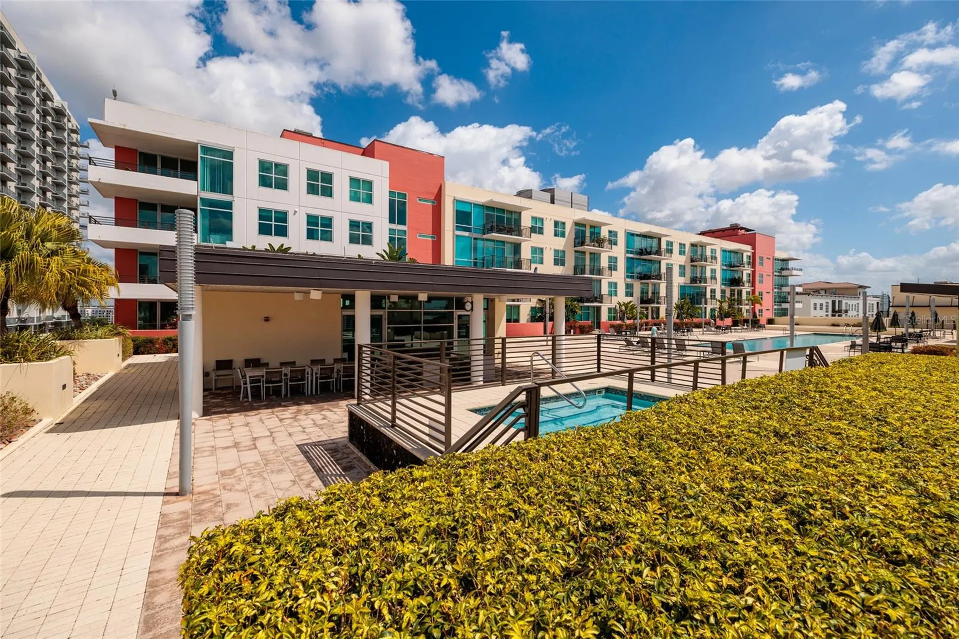 1208 E Kennedy Boulevard Tampa FL 33602