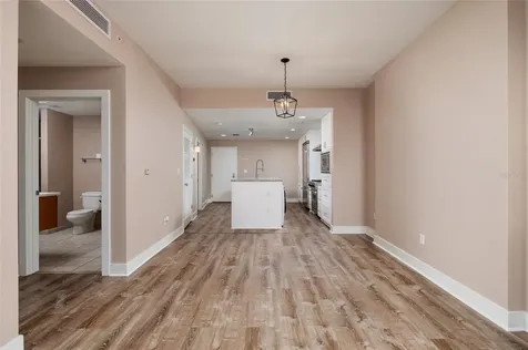 1208 E Kennedy Boulevard Tampa FL 33602