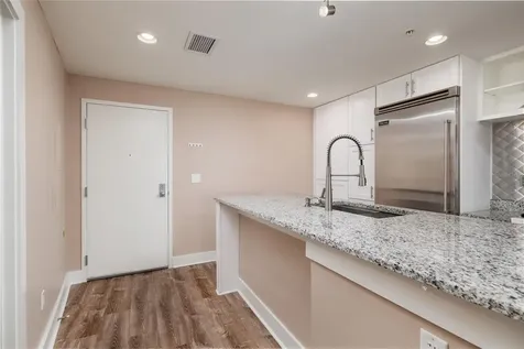 1208 E Kennedy Boulevard Tampa FL 33602