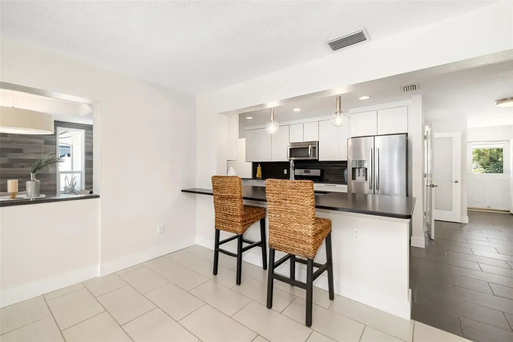 4462 39th Street S St Petersburg FL 33711