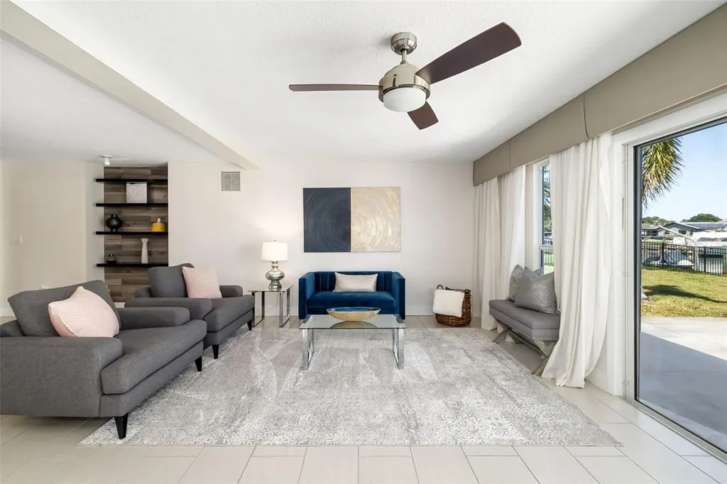4462 39th Street S St Petersburg FL 33711