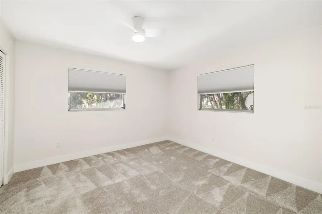 4462 39th Street S St Petersburg FL 33711