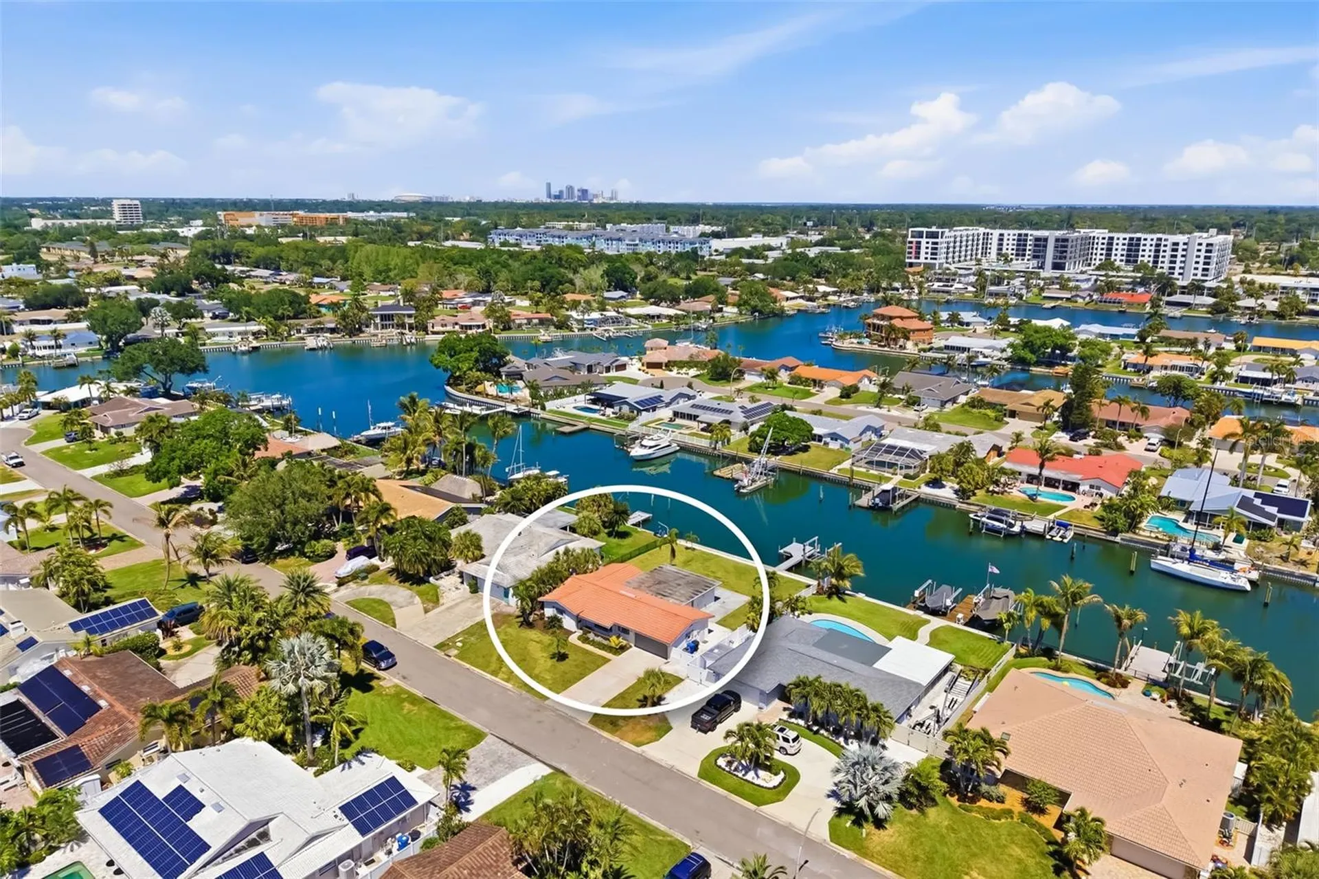 4462 39th Street S St Petersburg FL 33711