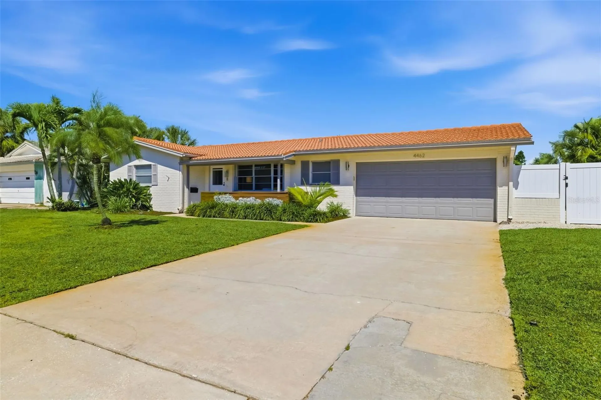 4462 39th Street S St Petersburg FL 33711