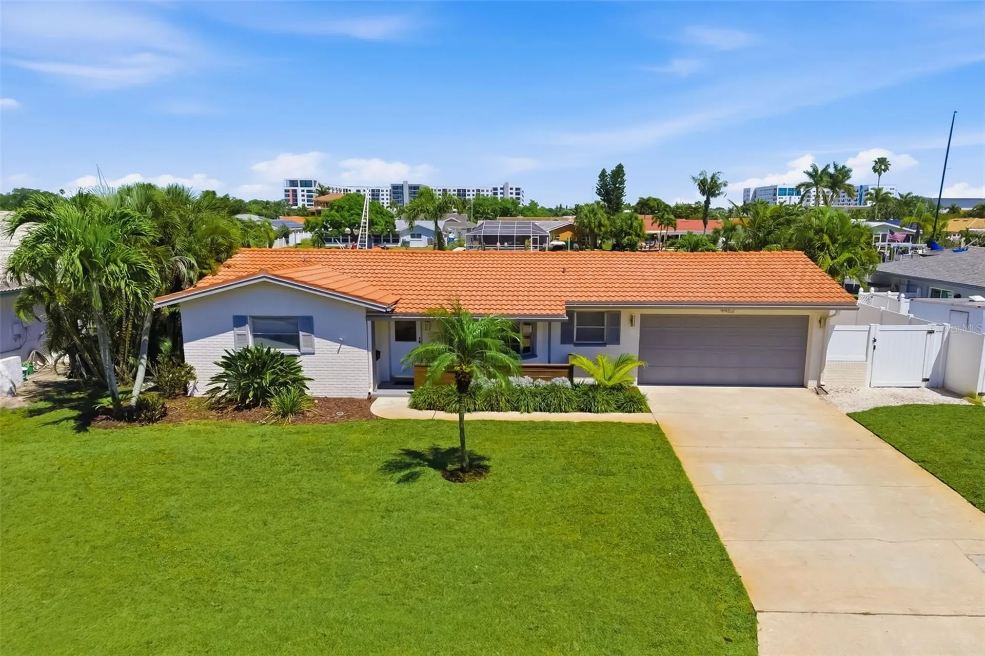 4462 39th Street S St Petersburg FL 33711