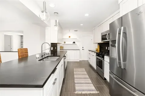 4462 39th Street S St Petersburg FL 33711