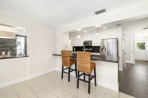 4462 39th Street S St Petersburg FL 33711
