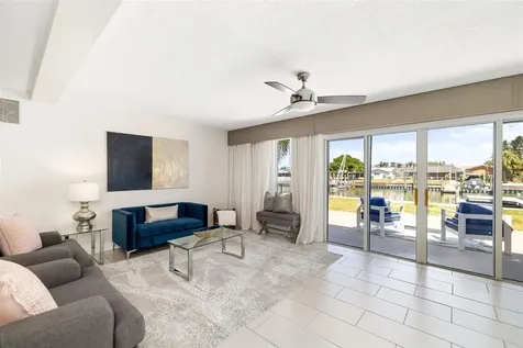 4462 39th Street S St Petersburg FL 33711