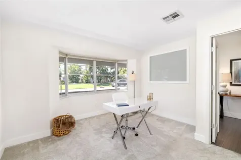 4462 39th Street S St Petersburg FL 33711