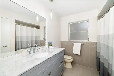 4462 39th Street S St Petersburg FL 33711